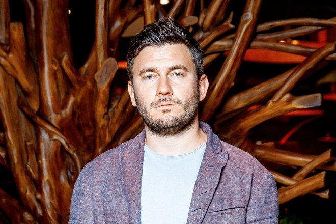 Последнюю элитную квартиру иноагента Дмитрия Глуховского* арестовали в Москве Последнюю элитную квартиру иноагента Дмитрия Глуховского* арестовали в Москве