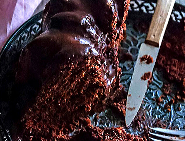 Простой шоколадный кекс на кефире: идеальный завтрак