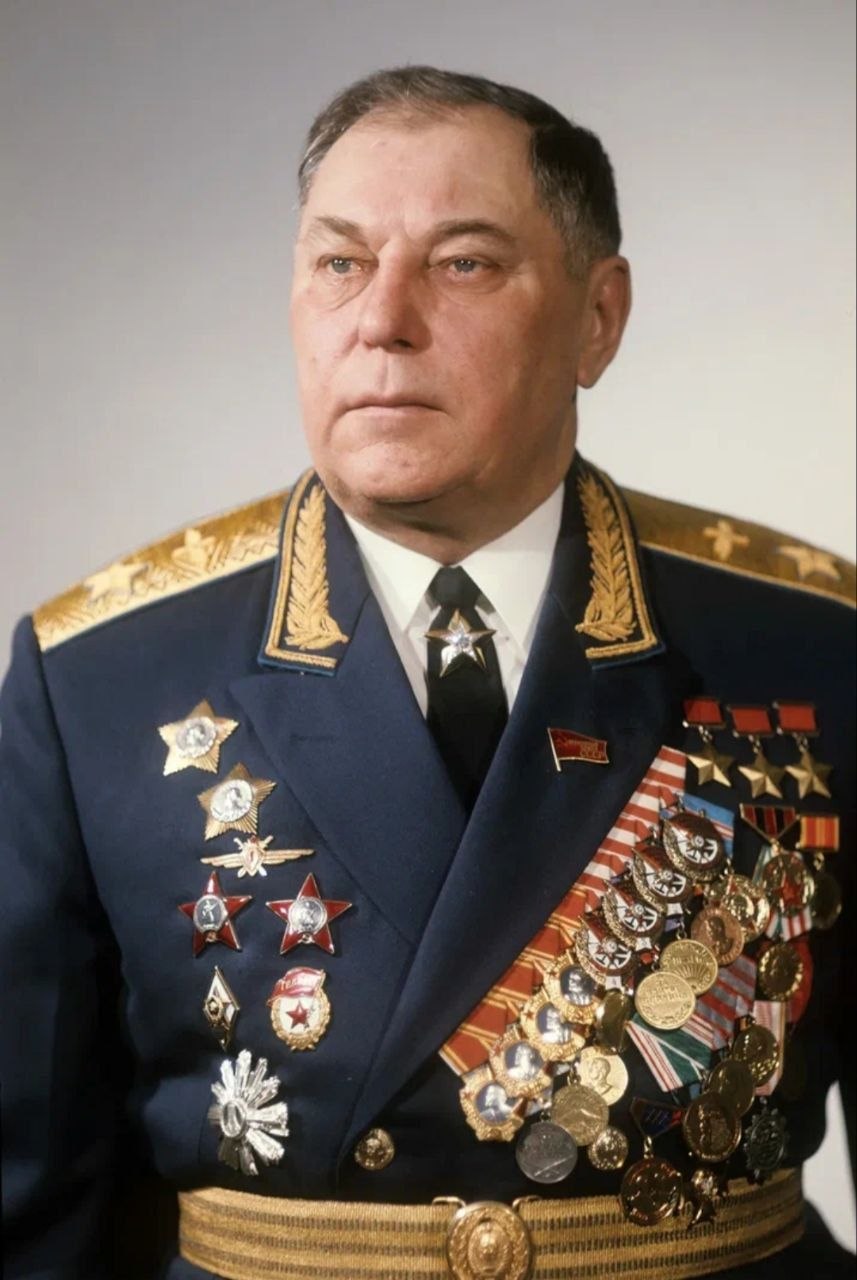 Эдуард Басурин: 19 марта, в день рождения легендарного маршала авиации Александра Ивановича Покрышкина, состоялась межрегиональная акция памяти, инициатором которой выступило Межрегиональное общественное патриотическое... Эдуард Басурин: 19 марта, в день рождения легендарного маршала авиации Александра Ивановича Покрышкина, состоялась межрегиональная акция памяти, инициатором которой выступило Межрегиональное общественное патриотическое...