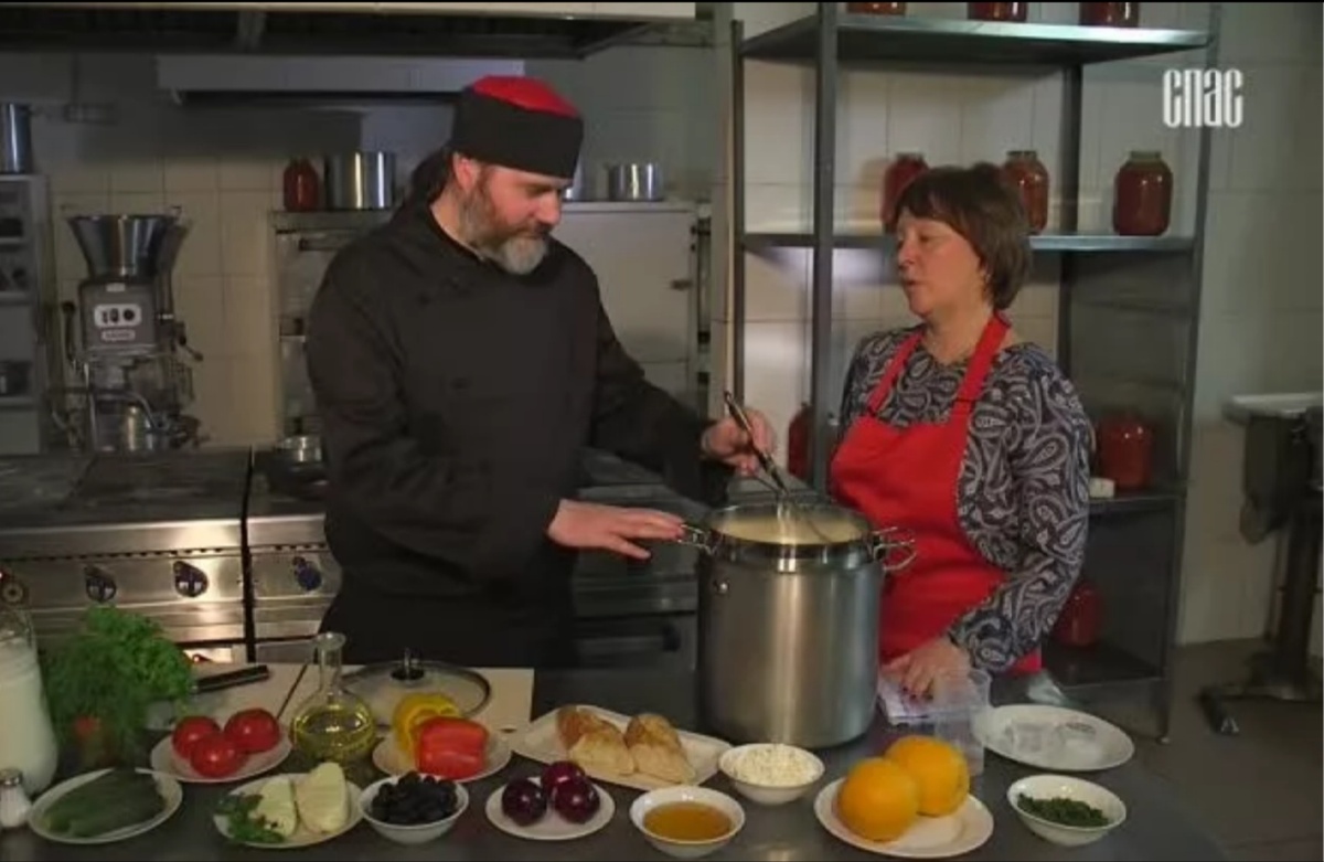 Приготовление сыра халуми: мастер-класс в "Кремлёвской Кухне"