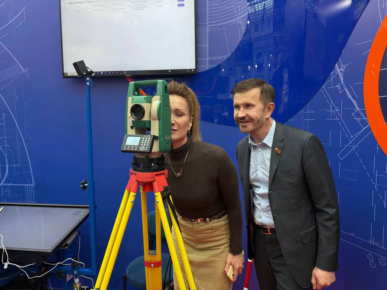 Столичные парламентарии приняли участие в работе Форума колледжей-2026, прошедшем в Гостином Дворе Столичные парламентарии приняли участие в работе Форума колледжей-2026, прошедшем в Гостином Дворе