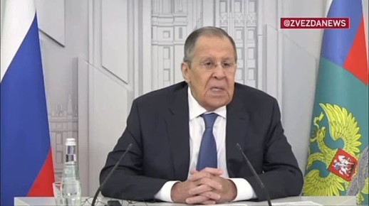 «Нефтяные танкеры России как двигались, так и двигаются»