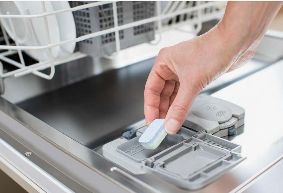 Как моющее средство влияет на качество мойки посуды в посудомоечных машинах