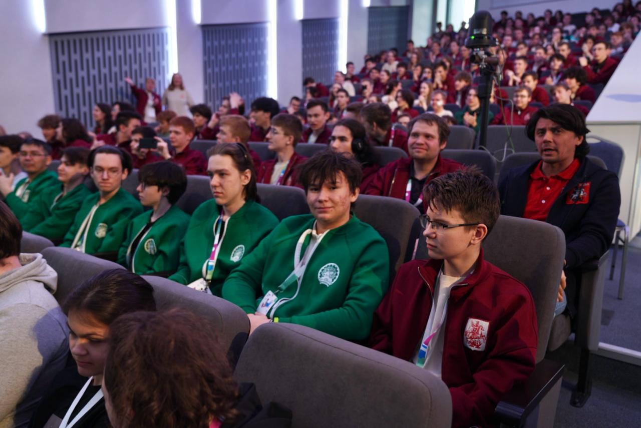 В Москве назвали имена победителей Всероссийской олимпиады по информатике В Москве назвали имена победителей Всероссийской олимпиады по информатике