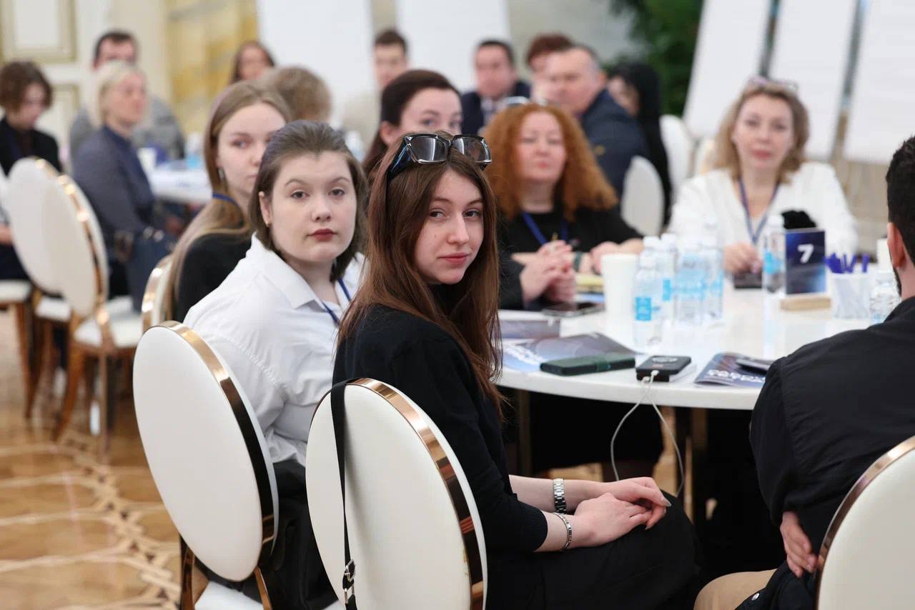 Алексей Шапошников: Современная Москва – это огромный мегаполис, где воплощаются в жизнь самые смелые инфраструктурные проекты и активно внедряются передовые технологии Алексей Шапошников: Современная Москва – это огромный мегаполис, где воплощаются в жизнь самые смелые инфраструктурные проекты и активно внедряются передовые технологии