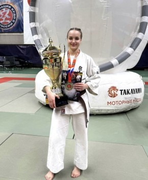 Сергей Аксёнов: Поздравляю крымчанку Елизавету Громову с победой на чемпионате России по кудо, который прошел в Москве!