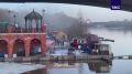 Один человек пострадал при тушении возгорания катеров на берегу Москвы-реки, сообщили ТАСС в оперативных службах