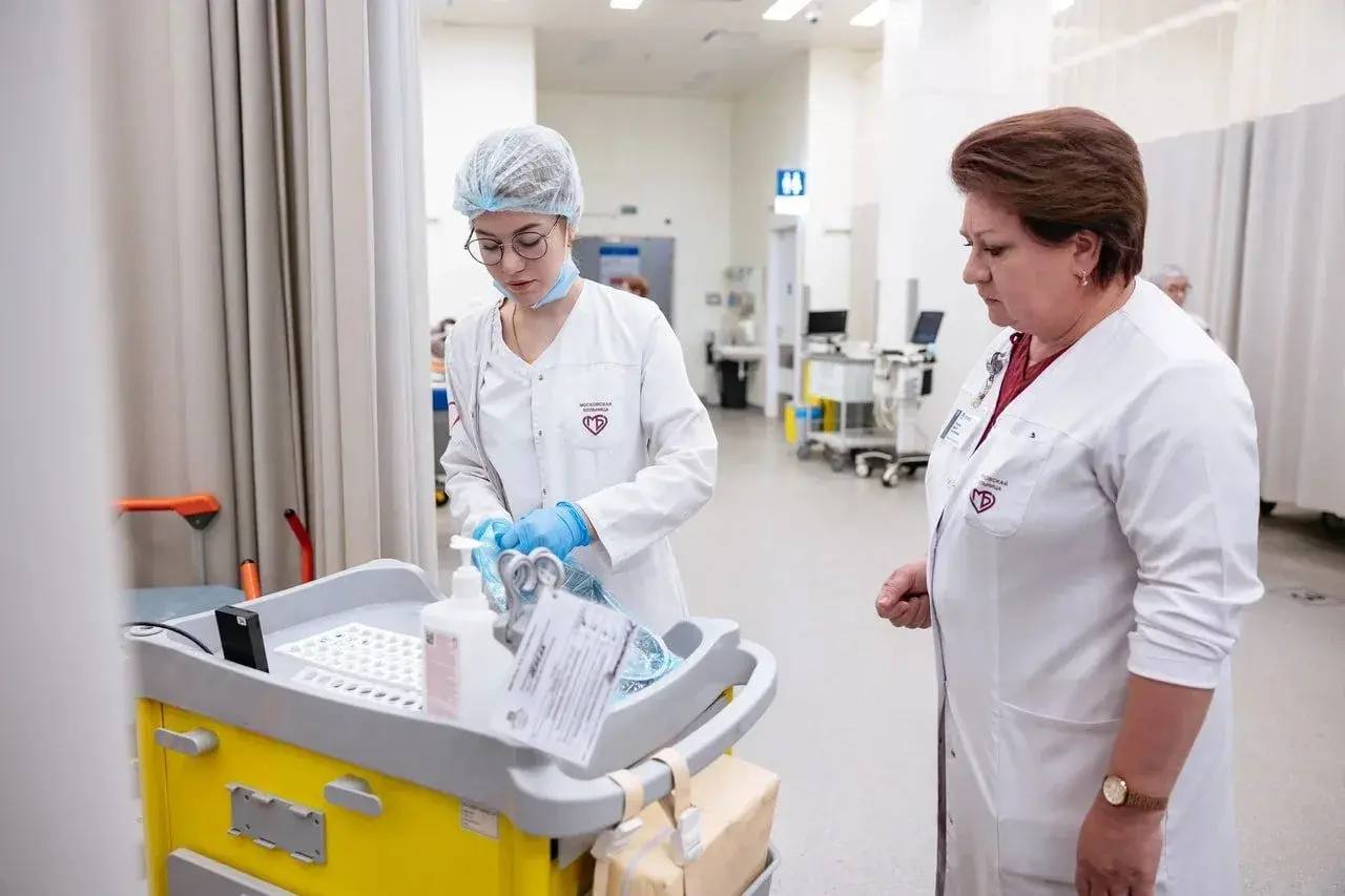 Председатель комиссии МГД по здравоохранению и охране общественного здоровья Лариса Картавцева (фракция партии «Единая Россия») рассказала о проекте «Наставничество» в столичной медицине Председатель комиссии МГД по здравоохранению и охране общественного здоровья Лариса Картавцева (фракция партии «Единая Россия») рассказала о проекте «Наставничество» в столичной медицине