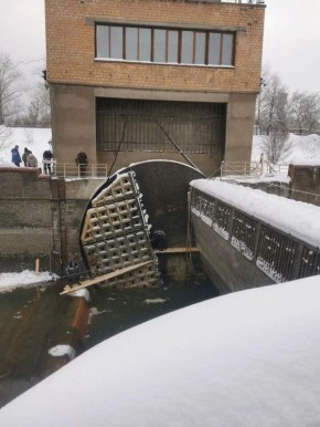 В Московском районе гидротехнических сооружений – филиале ФГБУ «Канал имени Москвы» продолжается подготовка гидротехнических сооружений и флота к навигации