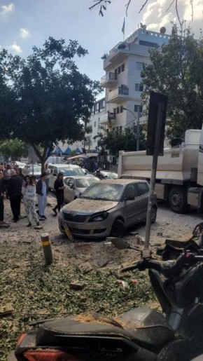 Обломки иранской кассетной ракеты упали примерно в 30 метрах от посольства Украины в Израиле — Сибига