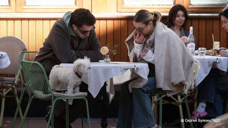 ����� ������ ������ ���� � ����������, ������� ��� ���������� ������ ����������� ��������� �� 1 ������, ������� � ������