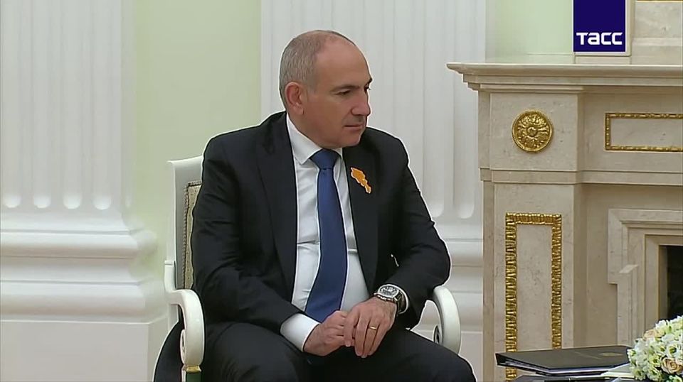 ������������� ���� ������ ���������� � �������; ���� � �� ������������ ����������