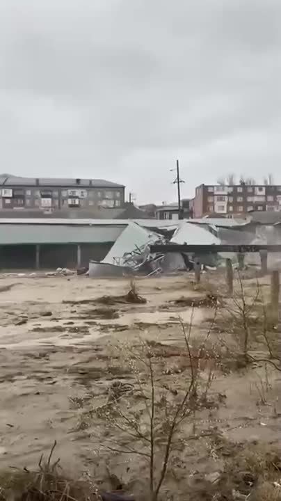 ��-�� �������� ������� �������� ������ � ���������� �������� ��������� � �������� �������, � ����� ���������, �������� �����-������ ������-���������� �������� ������