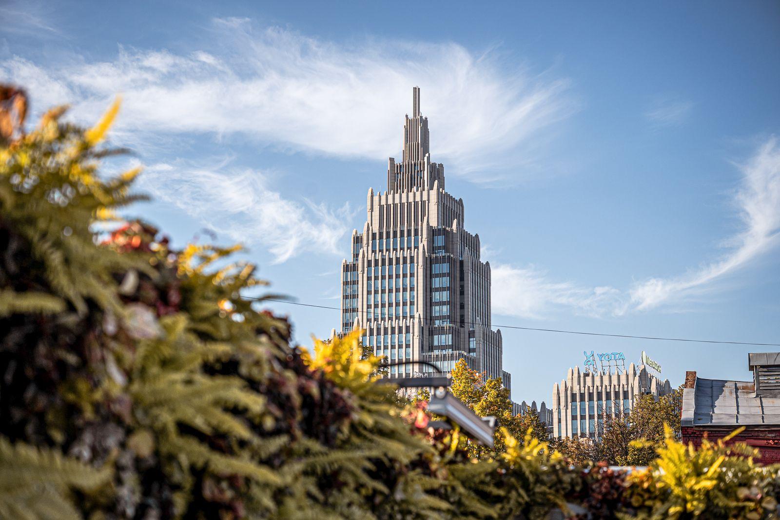 Сделать яркие фотографии в Москве и узнать больше о местах съемок фильмов в городе можно с помощью маршрутов сервиса Russpass Сделать яркие фотографии в Москве и узнать больше о местах съемок фильмов в городе можно с помощью маршрутов сервиса Russpass