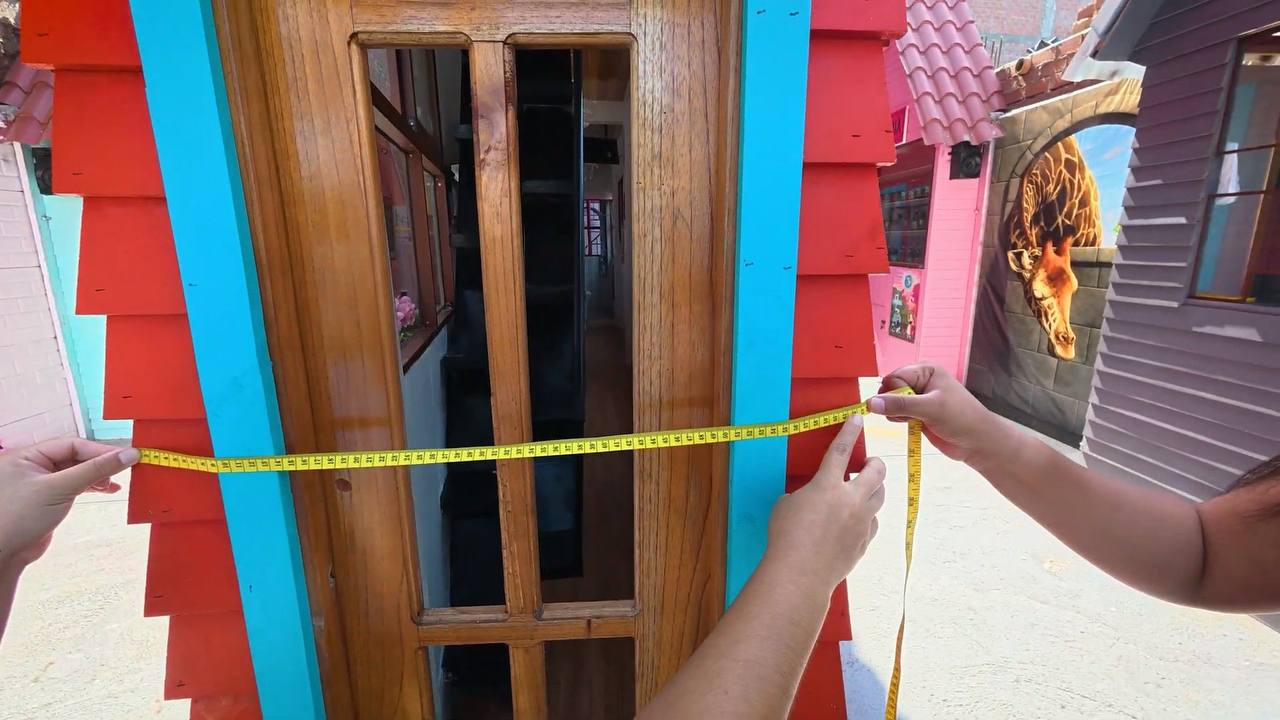 В Перу построили самый узкий дом в мире В Перу построили самый узкий дом в мире