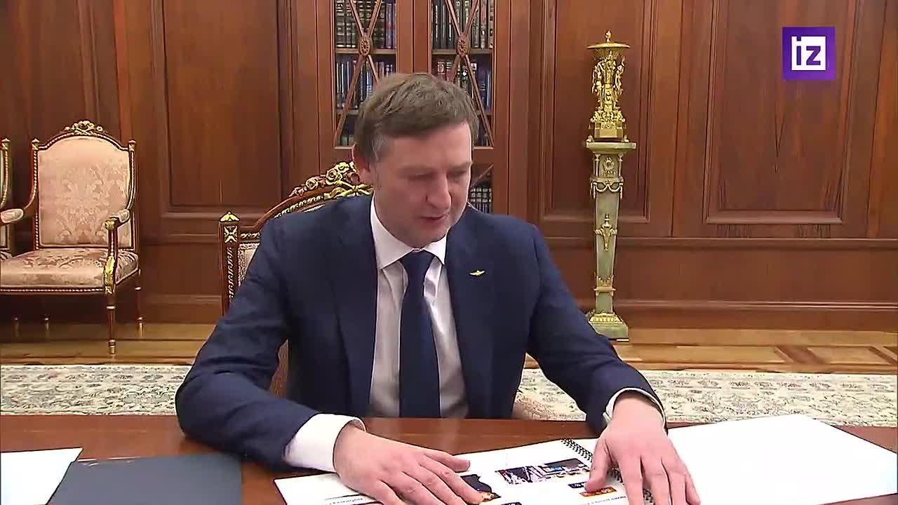 "Аэрофлот" в 2025 году отработал с хорошими показателями, увеличив объем перевозок, заявил Владимир Путин на встрече с генеральным директором компании Сергеем Александровским