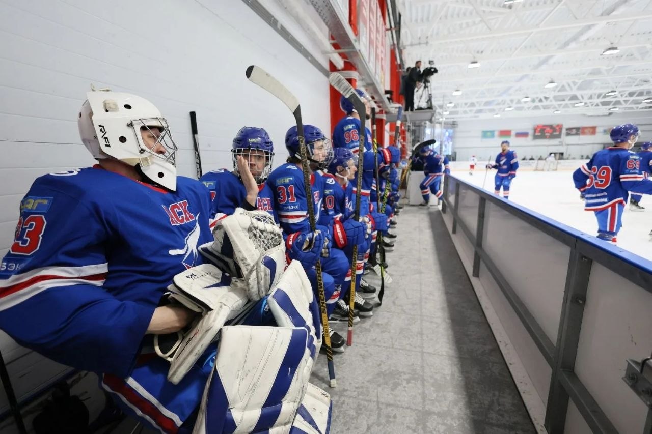 Артём Жога: Открыли сегодня в Екатеринбурге чемпионат России по спорту глухих среди мужских хоккейных команд Артём Жога: Открыли сегодня в Екатеринбурге чемпионат России по спорту глухих среди мужских хоккейных команд
