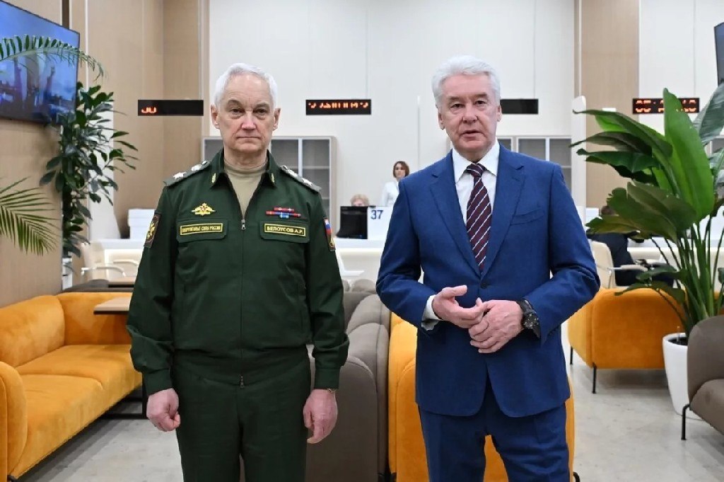 Быстрее, удобнее. Андрей Белоусов и Сергей Собянин посетили военкомат на Яблочкова