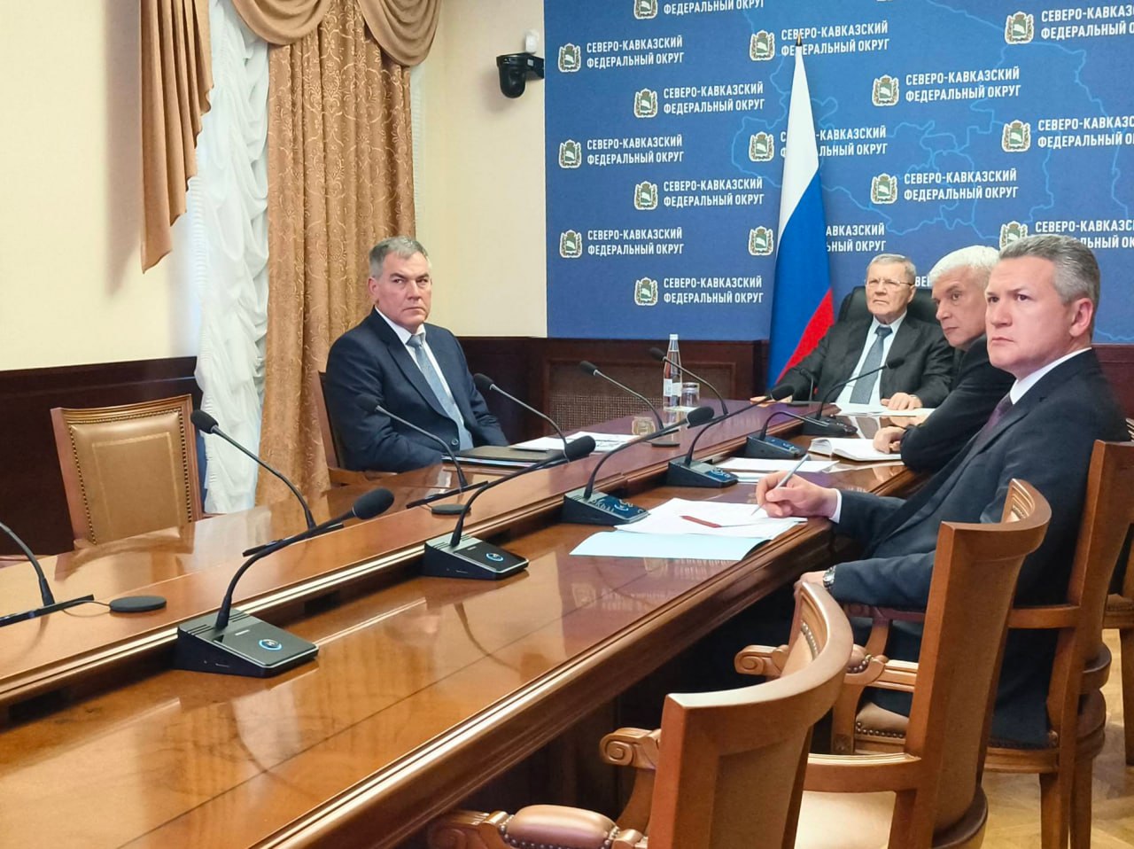 Обстановка в Дагестане и Чечне отнесена к чрезвычайной ситуации федерального характера Обстановка в Дагестане и Чечне отнесена к чрезвычайной ситуации федерального характера