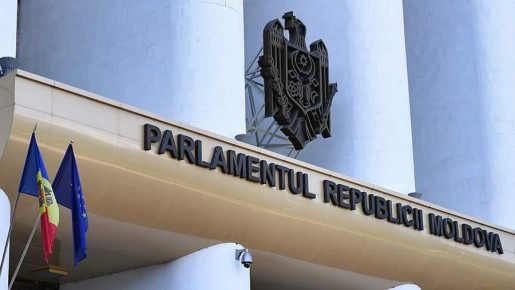 Захарова назвала решение Молдавии о выходе из СНГ деструктивным с экономической точки зрения