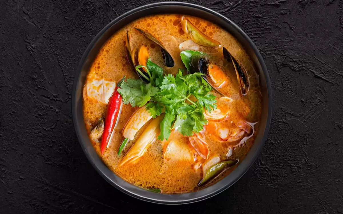 Погружение в экзотику: Как приготовить суп Том Ям в домашних условиях