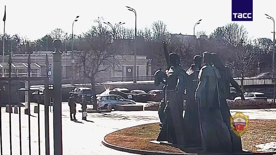 ������� ����������, ���������� 19-������ ��������� �� 17 ��� ������, ���������, �������� ���� � ���