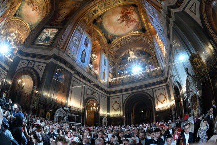 В Храме Христа спасителя в Москве началась Пасхальная литургия