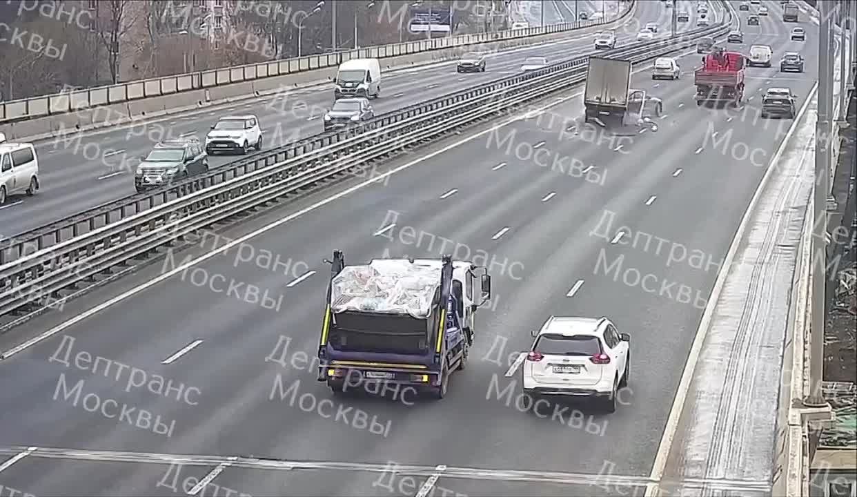 На Северо-Восточной хорде (СВХ) в ДТП погибли два человека