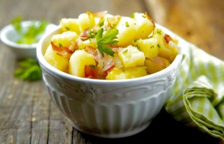 Необычные и вкусные салаты из картошки