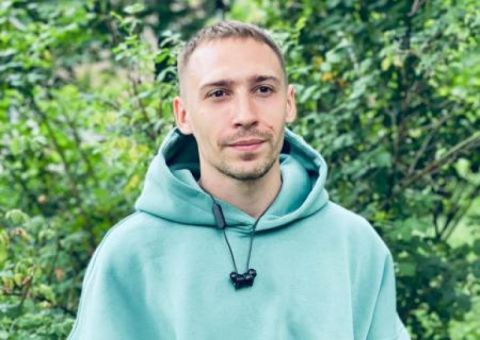 «Москвичи жалуются, что от них в 22-м Zara ушла! Др от нас в 14-м ушла полиция!» (с)