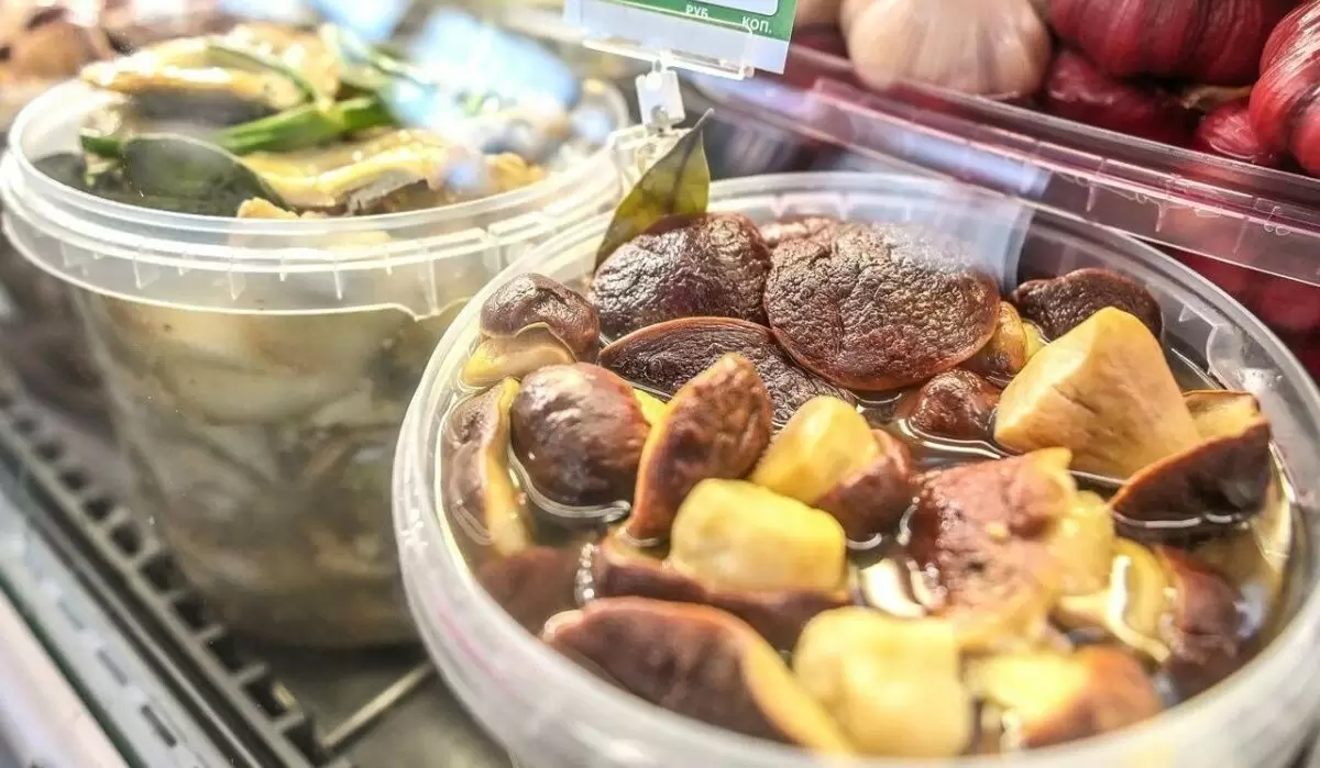 Вкус осени: московские ярмарки радуют разнообразием соленых грибов