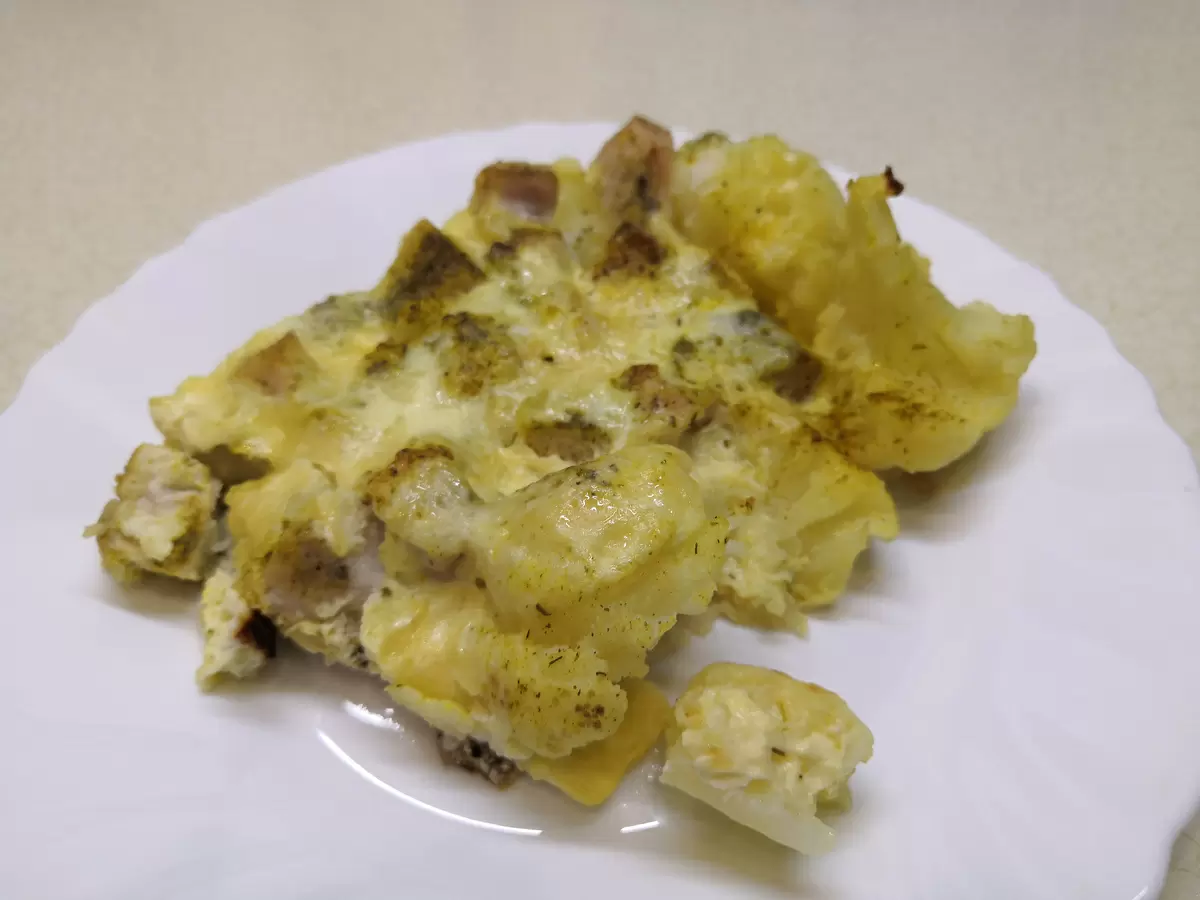 Вкусная запеканка с цветной капустой и индейкой: легко и полезно