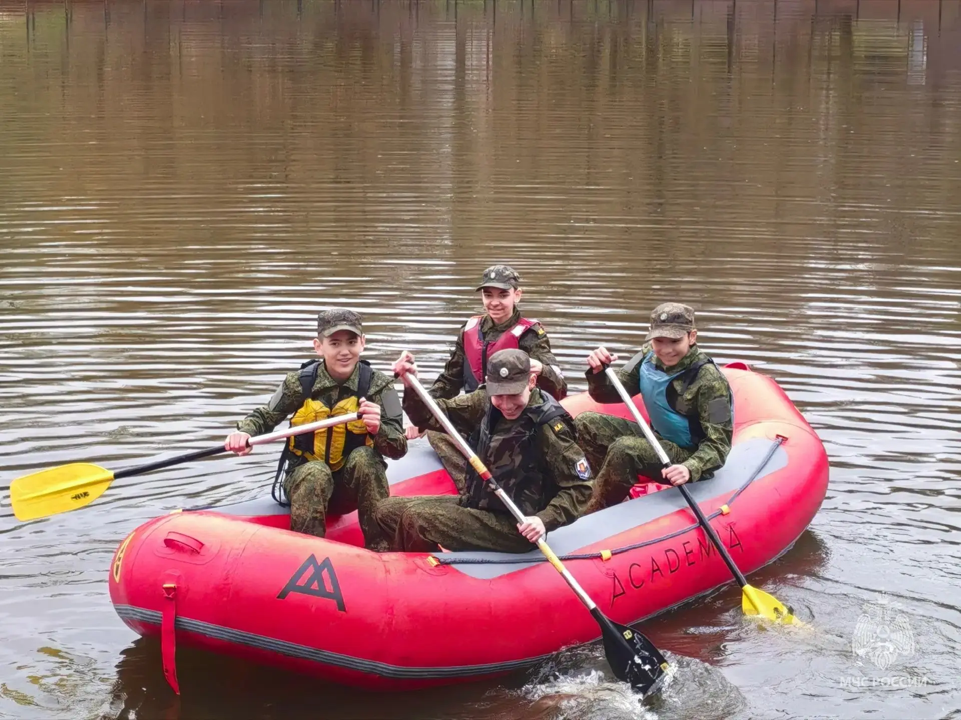 В Восточном округе прошли межрайонные соревнования «Школа безопасности» В Восточном округе прошли межрайонные соревнования «Школа безопасности»