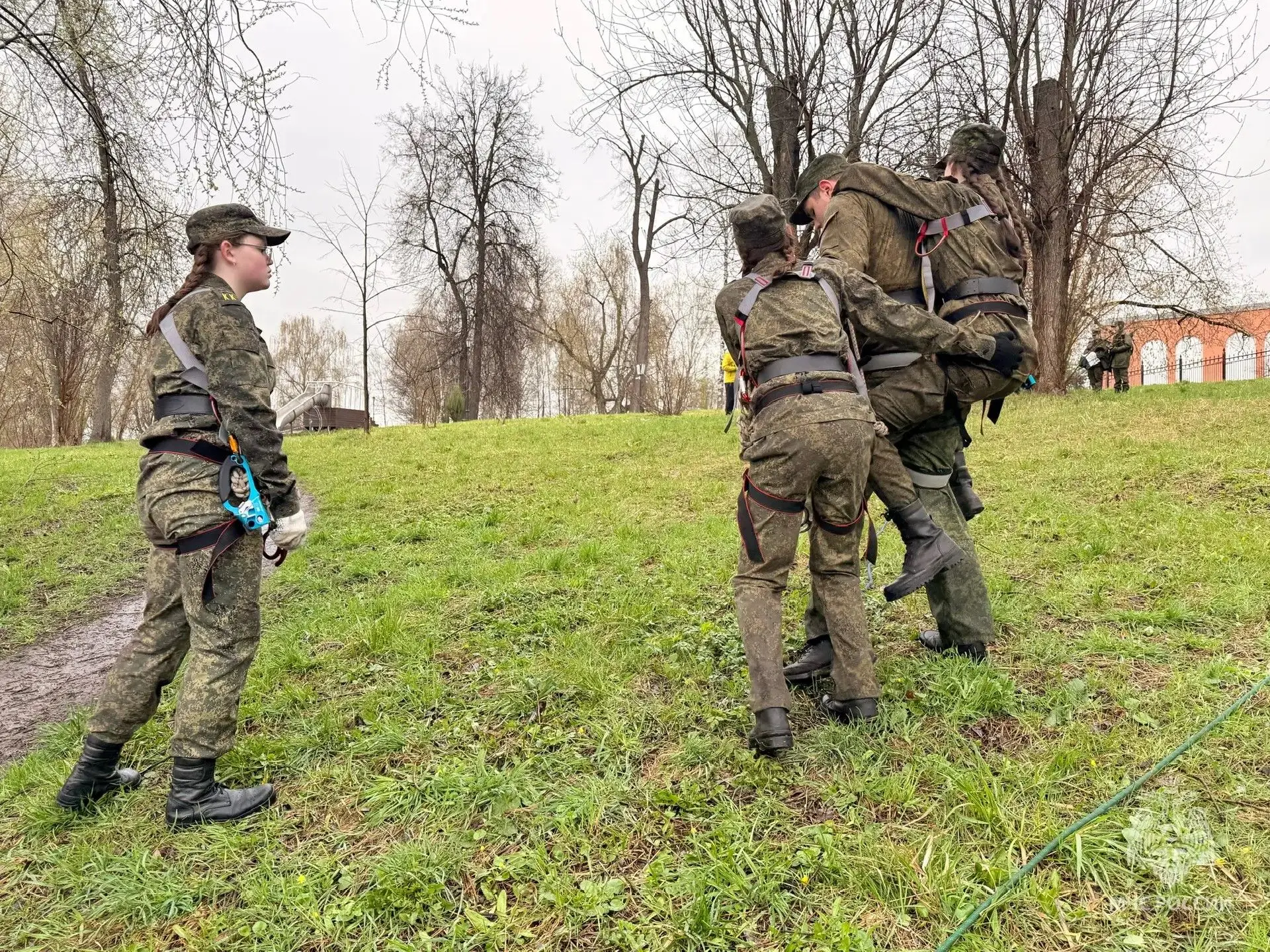 В Восточном округе прошли межрайонные соревнования «Школа безопасности» В Восточном округе прошли межрайонные соревнования «Школа безопасности»