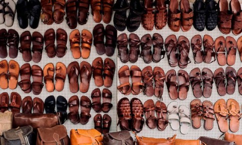 Россия в феврале почти вдвое в годовом выражении увеличила импорт обуви из Турции - до $7,5 млн, подсчитало РИА Новости по данным турецкой статслужбы