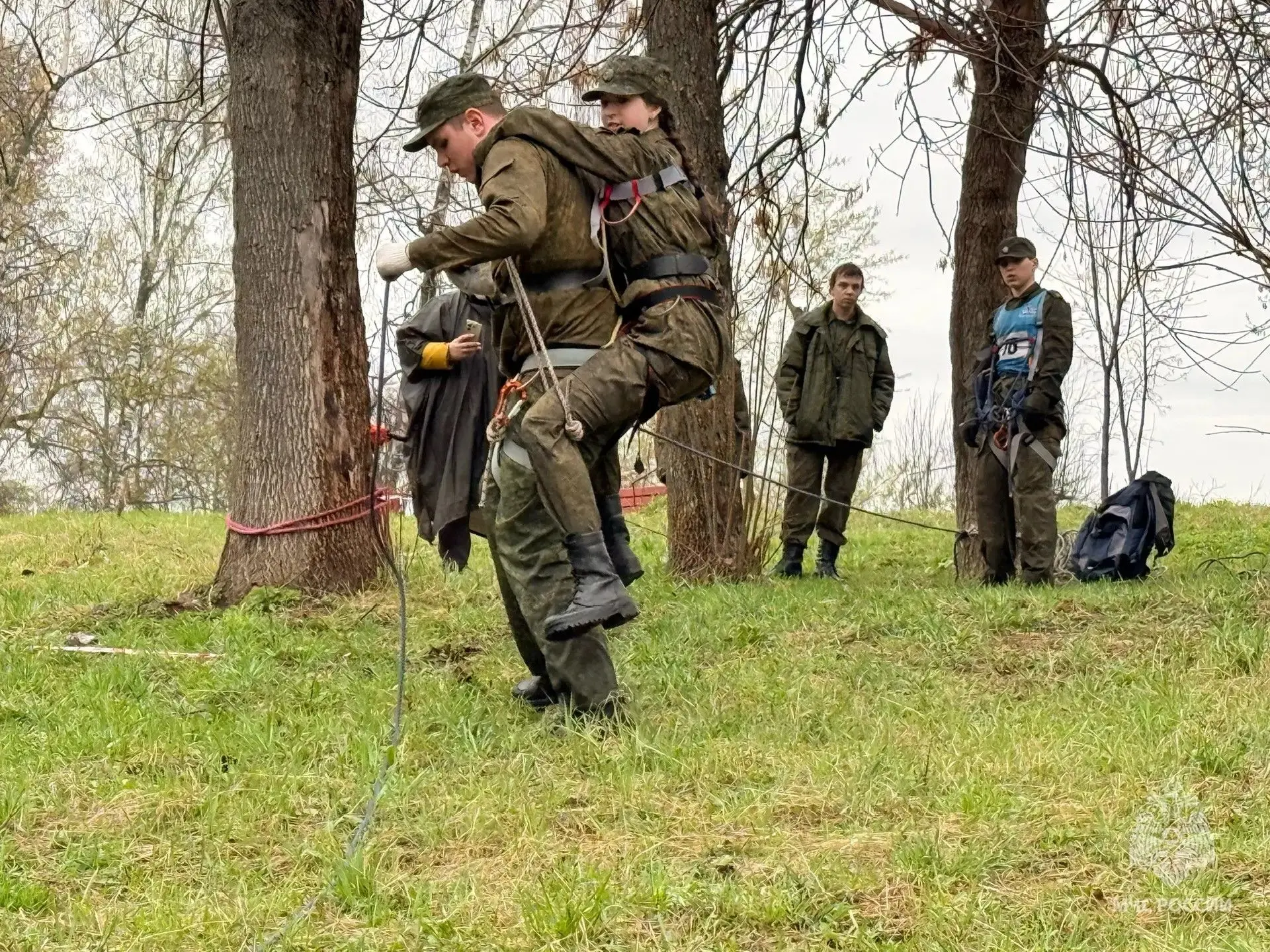 В Восточном округе прошли межрайонные соревнования «Школа безопасности» В Восточном округе прошли межрайонные соревнования «Школа безопасности»