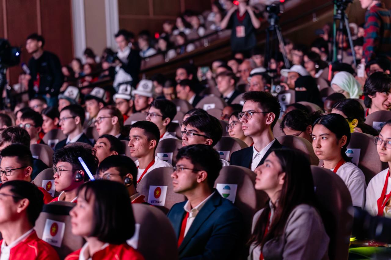 Дмитрий Чернышенко: 60-я Международная Менделеевская олимпиада по химии объединила участников из 35 стран Дмитрий Чернышенко: 60-я Международная Менделеевская олимпиада по химии объединила участников из 35 стран