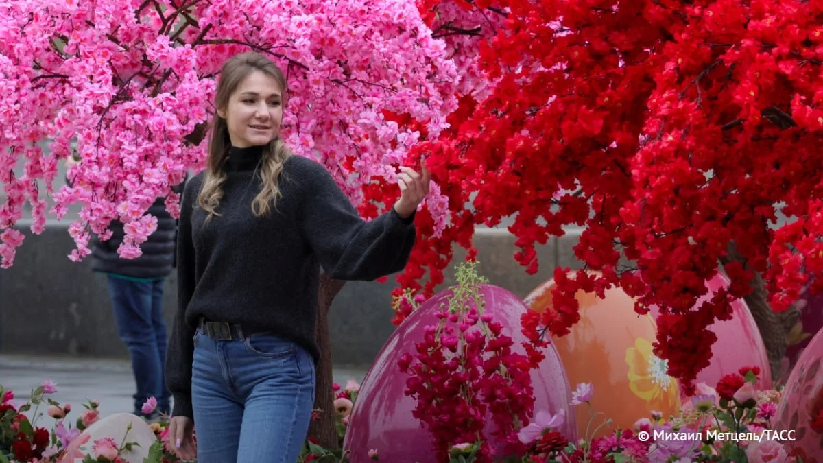 Облачную погоду с прояснениями и до 16 градусов тепла прогнозируют в Москве сегодня