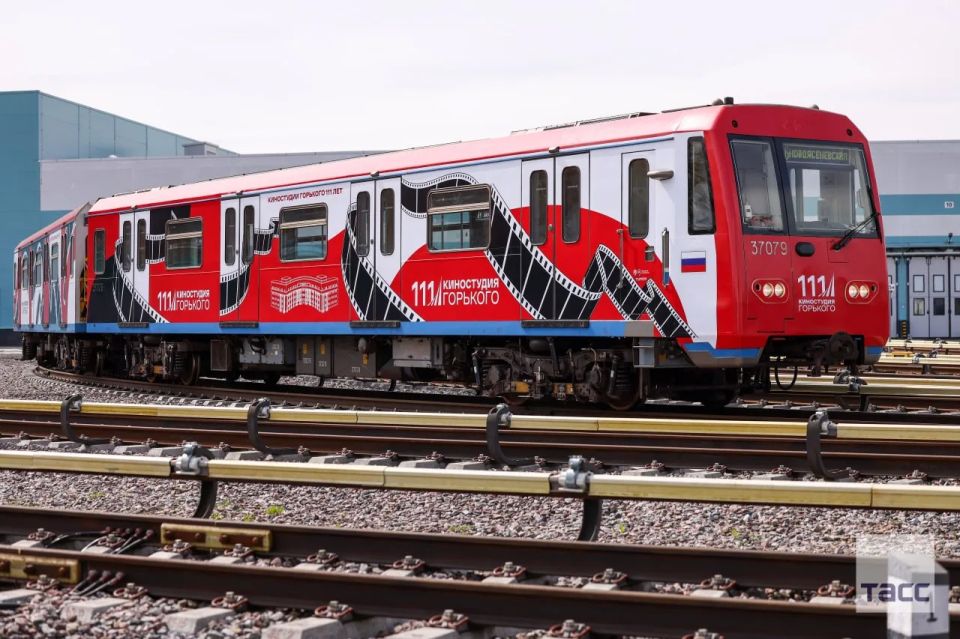 ������ ������������� ������ ����� � ����� 111-����� ���������� �������� � ������