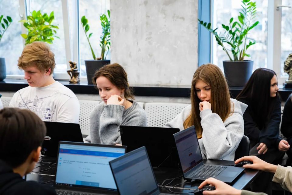 � ������ ���������� �������� 25 ������ ������� ������� �����������: ������� ������ ������� ��� ���������������� � �� ���������