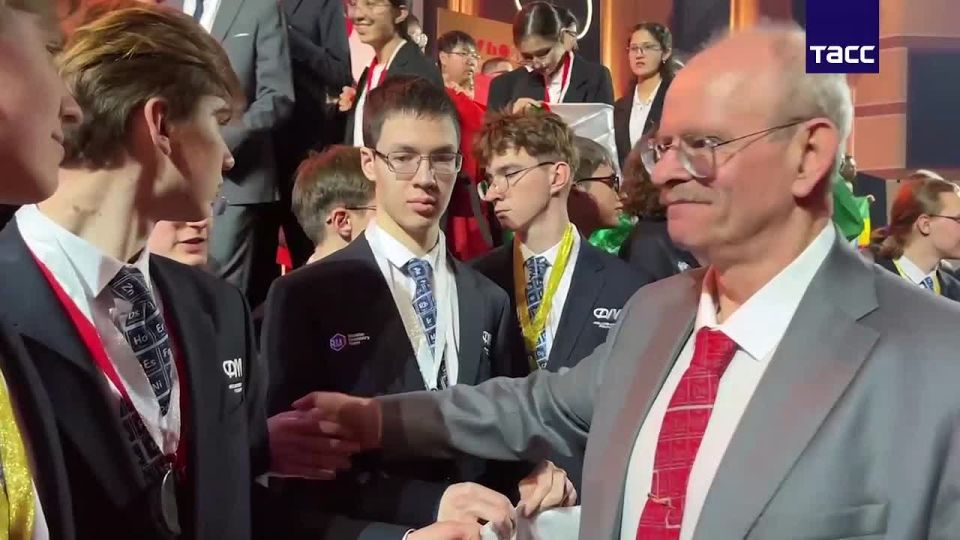 ���������� ������� ��������� 7 ������� � 8 ���������� ������� �� ������������� ������������� ��������� ���������� �� �����