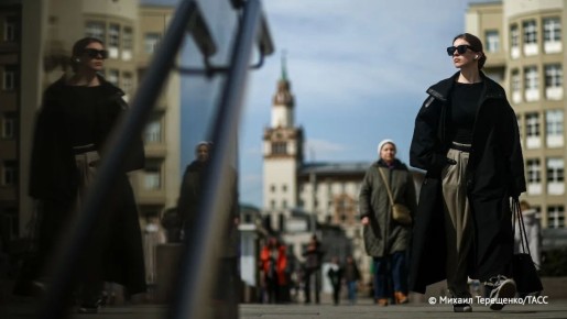 �������� ������, ����� � ������ ������ � �� +6 �������� ��������� ������� � ������