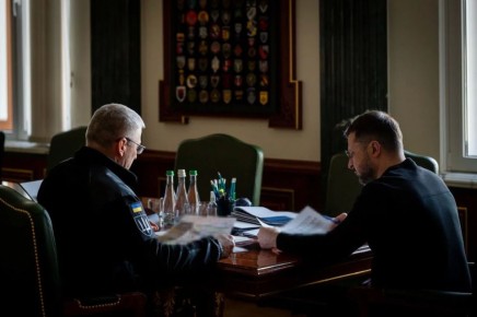 ������ ����� � Financial Times ������� �� �����������