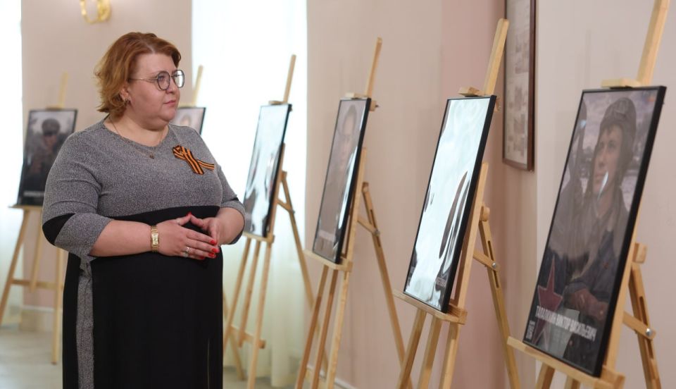 В столичном парламенте открылась выставка «Единство ради Победы» В столичном парламенте открылась выставка «Единство ради Победы»