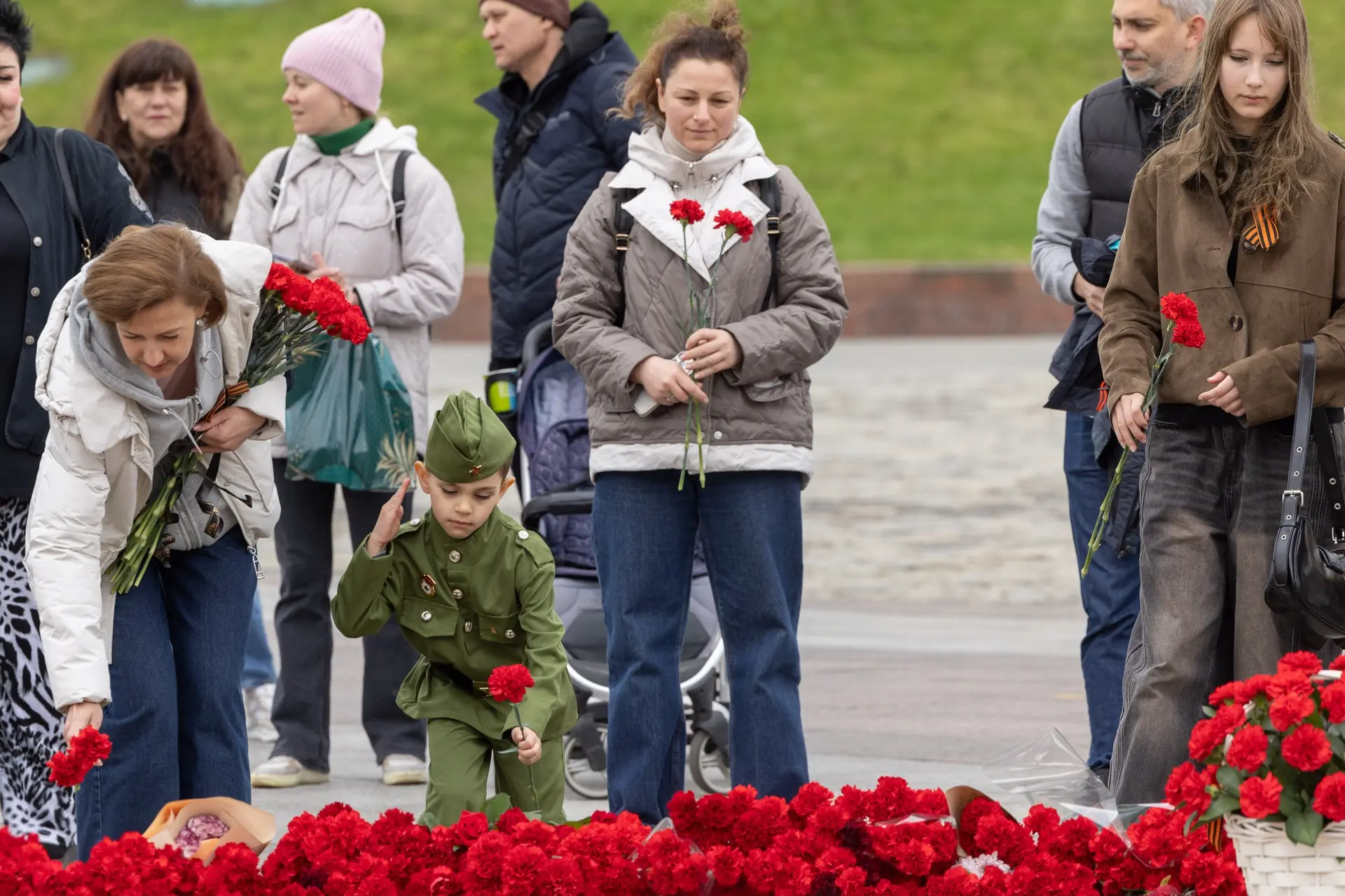 9 Мая в Музее Победы. Сегодня музей на Поклонной горе стал одной из главных точек притяжения для москвичей и гостей столицы