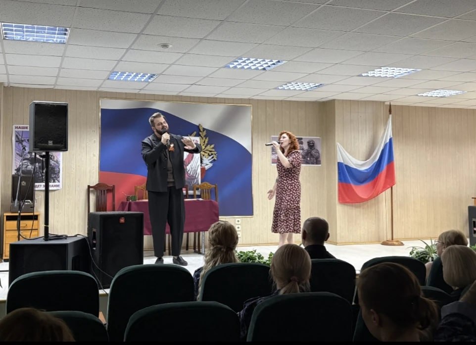 Концерт, посвящённый Дню Победы, прошёл в Центре профессиональной подготовки столичных росгвардейцев Концерт, посвящённый Дню Победы, прошёл в Центре профессиональной подготовки столичных росгвардейцев
