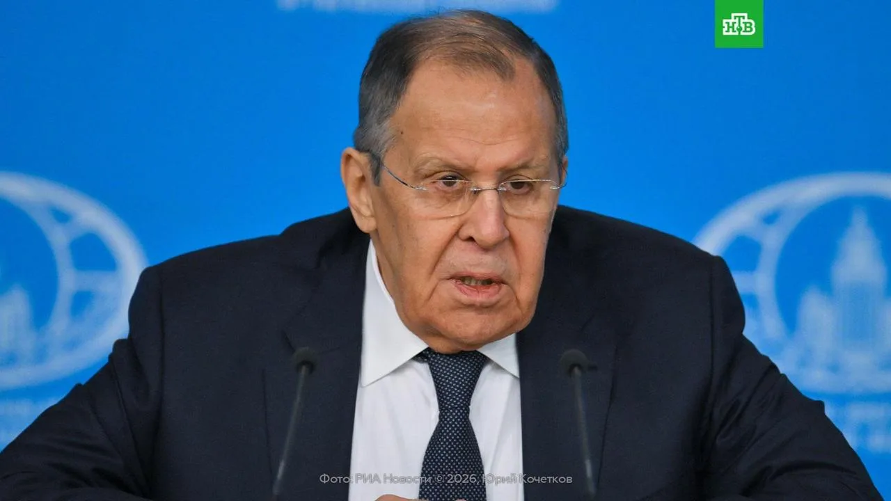 Россия готова говорить с Европой, но не будет ни за кем бегать и умолять, заявил Лавров