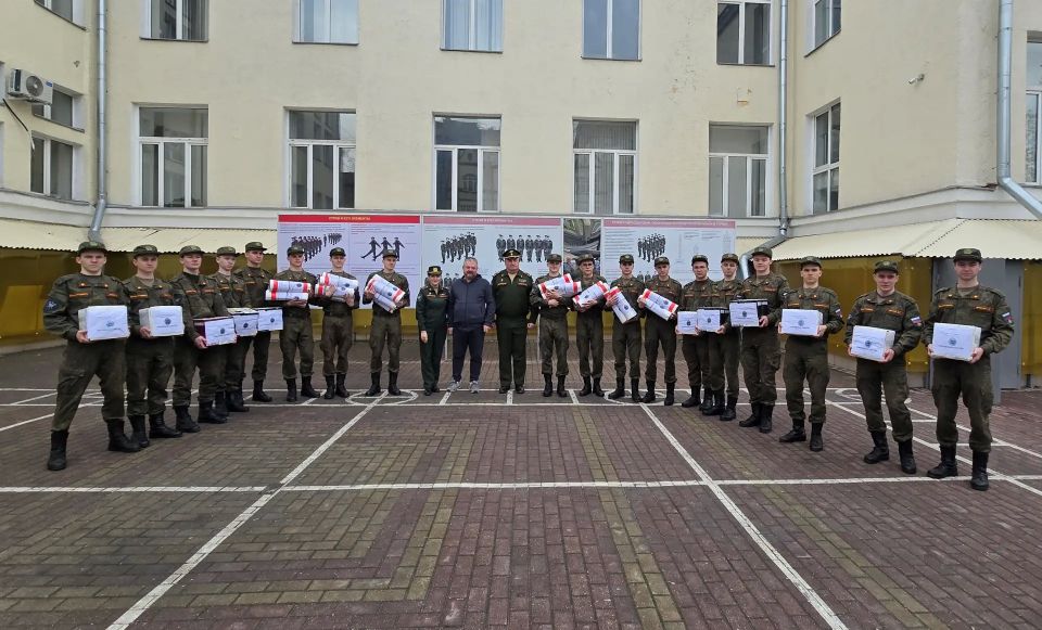 Студенты-доноры и мастера на все руки: как МИИТ помогает бойцам