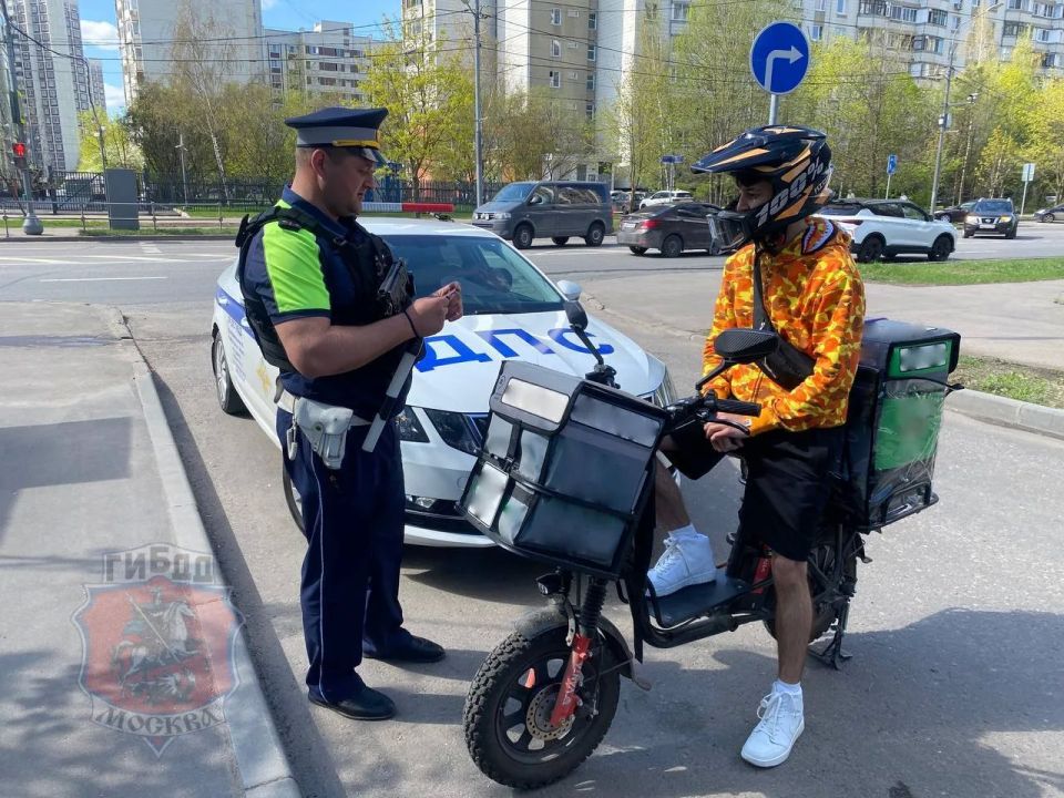 С 22 по 24 мая на территории города Москвы пройдет мероприятие «Велокурьер», направленное на профилактику правонарушений среди лиц, оказывающих услуги доставки
