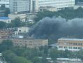 Здание с хостелом загорелось на востоке Москвы, площадь пожара составляет 300 кв. метров, сообщают информагентства со ссылкой на оперативные службы